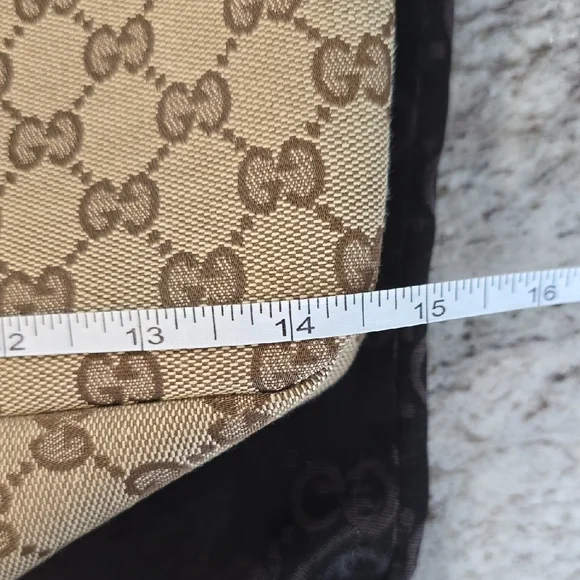 Gucci Beige and Dark Brown Shoulder Bag - Picture 16 of 17
